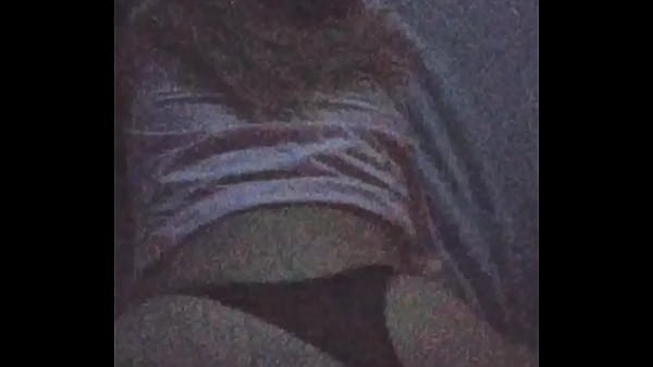 Culona chilena en cuatro y comiendo pico