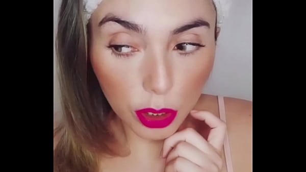 Tentando segurar o fogo no cu… me segue no t. @boliviana.mimi