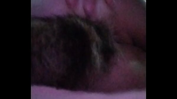 Zorrita jugando con su plug anal.   Chapihot chile