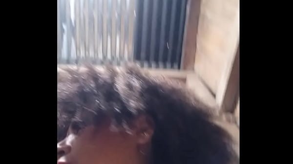 CUMPLI EL RETO PARA MI HIJASTRO!! PERDI UNA APUESTA Y TUVE QUE ENVIARLE PORNO CASERO A MI HIJASTRO HACIENDO UN ESPECTACULO PORNO SEMI DESNUDA A MI HIJASTRO. PORNO REAL CASERO MASTURBANDOME PARA MI HIJASTRO