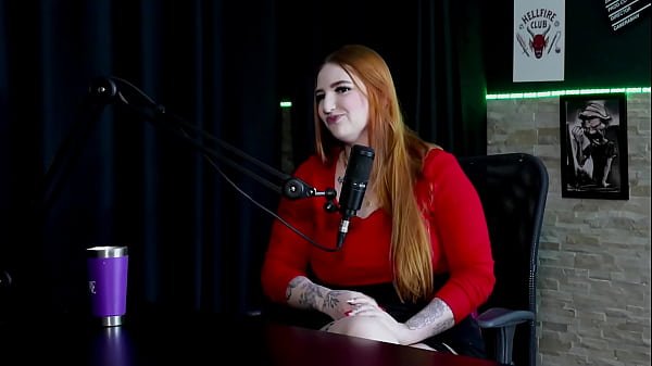 Gosta do exibisionismo, sua posição preferida é ficar de 4, não gostou de fazer sexo anal, e foi para o motel fazer suruba – Ingridi Victória (SHEER/RED)