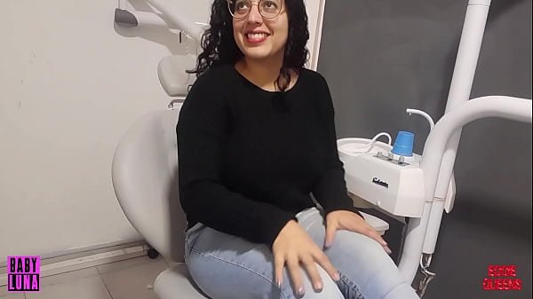 Voy al dentista y como me porto bien me dan una rica pija de premio Ft BabyLuna939