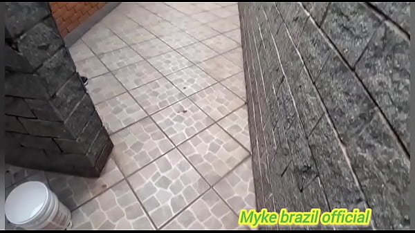 Empregada gostosa transa com o patrão na lavanderia depois vão para o quarto elia da o cu bem gostoso para ele veja completo no sheer e Red