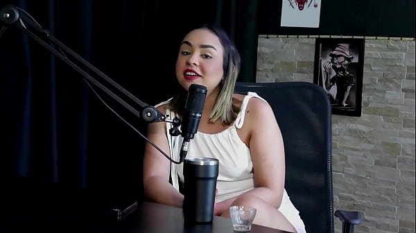 Sempre gostou de sexo anal, curte um sadomasoquismo, não aceita dinheiro pra defecar, quer fazer com 8 homens – Nands Ninfetinha (SHEER/RED)