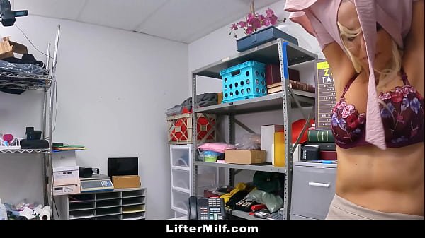 Stealing the Lingerie Costs the Milf Her Pussy – Liftermilf